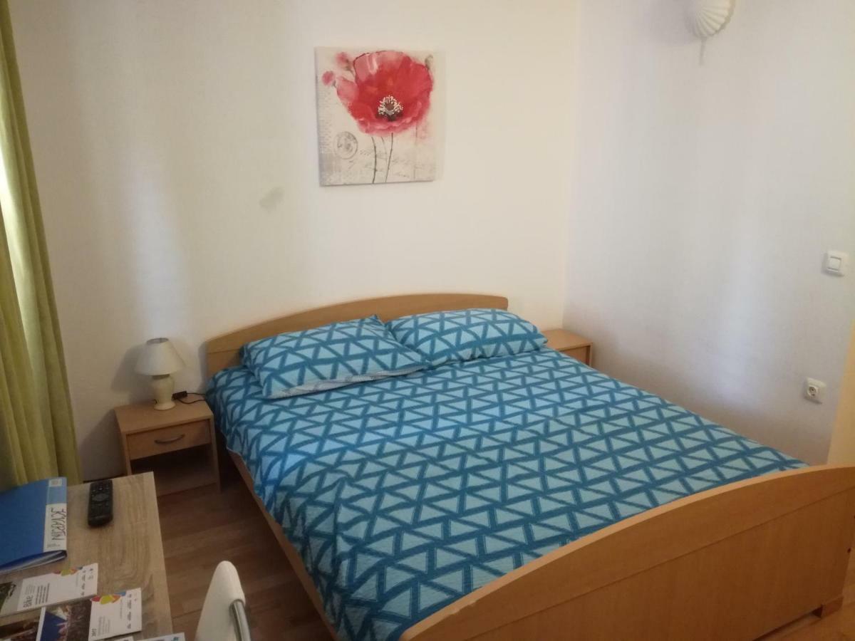 Guest House Kvartin Umag Exterior foto